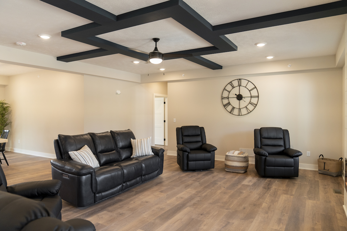 Legato Living Five Fountains Memory Care Unit Assisted Living Group Home in Elkhorn, Nebraska Living Room